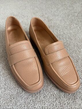Vionic Women's Tan Leather Penny Loafers